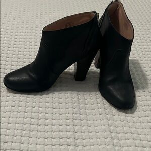 Betsey Johnson Black Ankle Booties